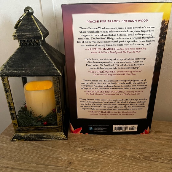 The President’s Wife By Tracey Enerson Wood - Picture 2 of 5